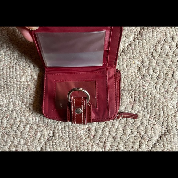 Compact red wallet like new - Picture 3 of 5